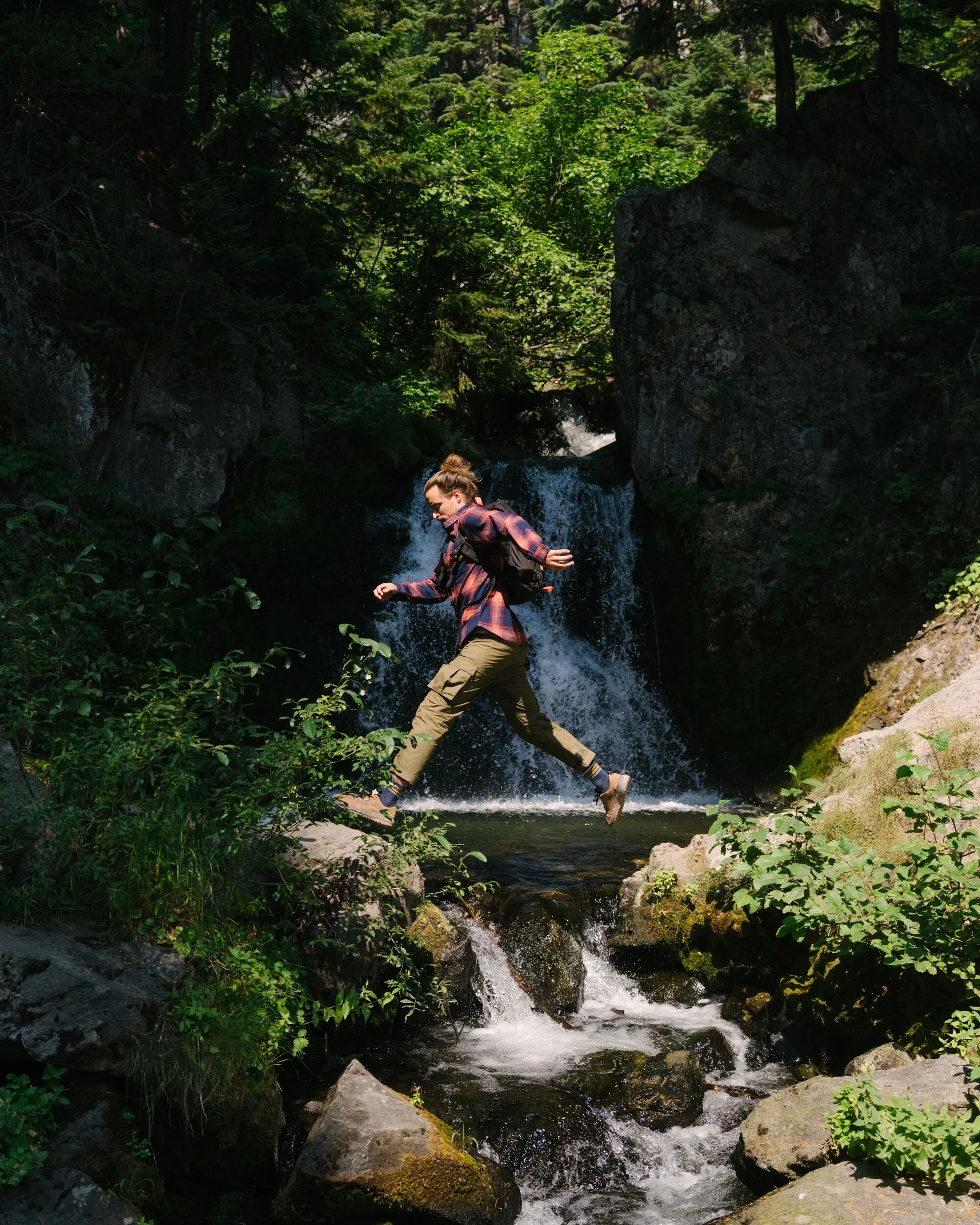 Adventurer Cargo Trouser - Khaki - Image 3