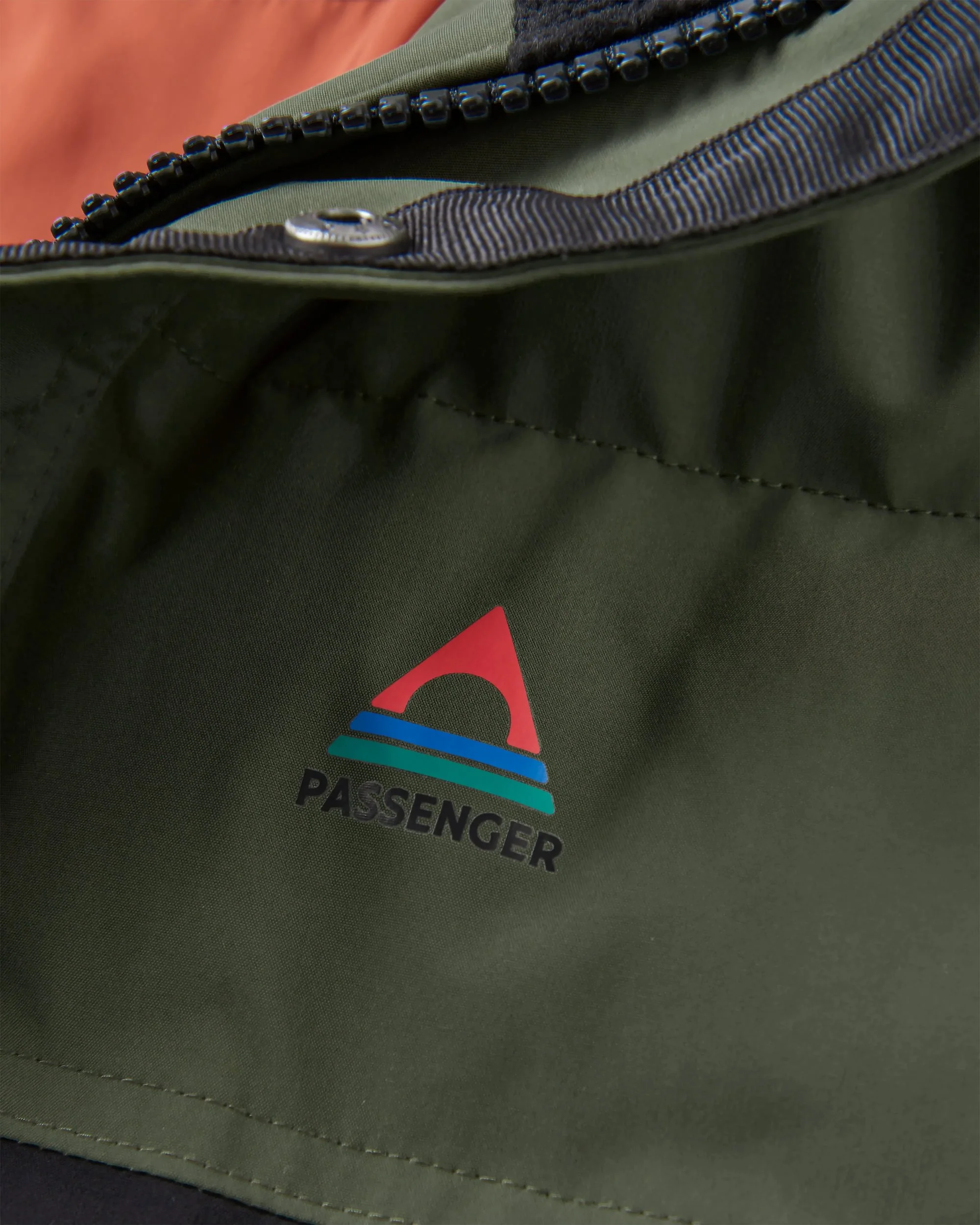 Baltic Insulated Gilet - Black/Khaki - Image 5