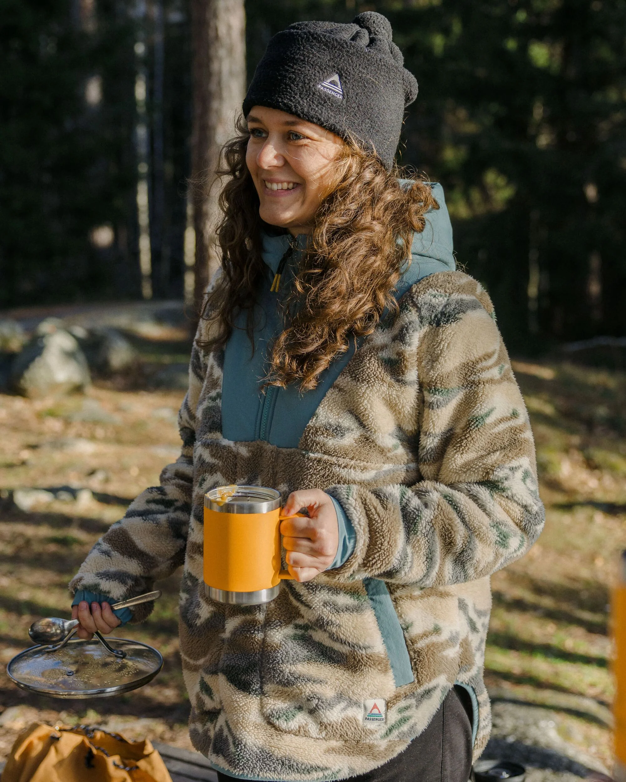 Beaumont Sherpa Hooded Fleece - Mount Scenic Oatmeal - Image 4