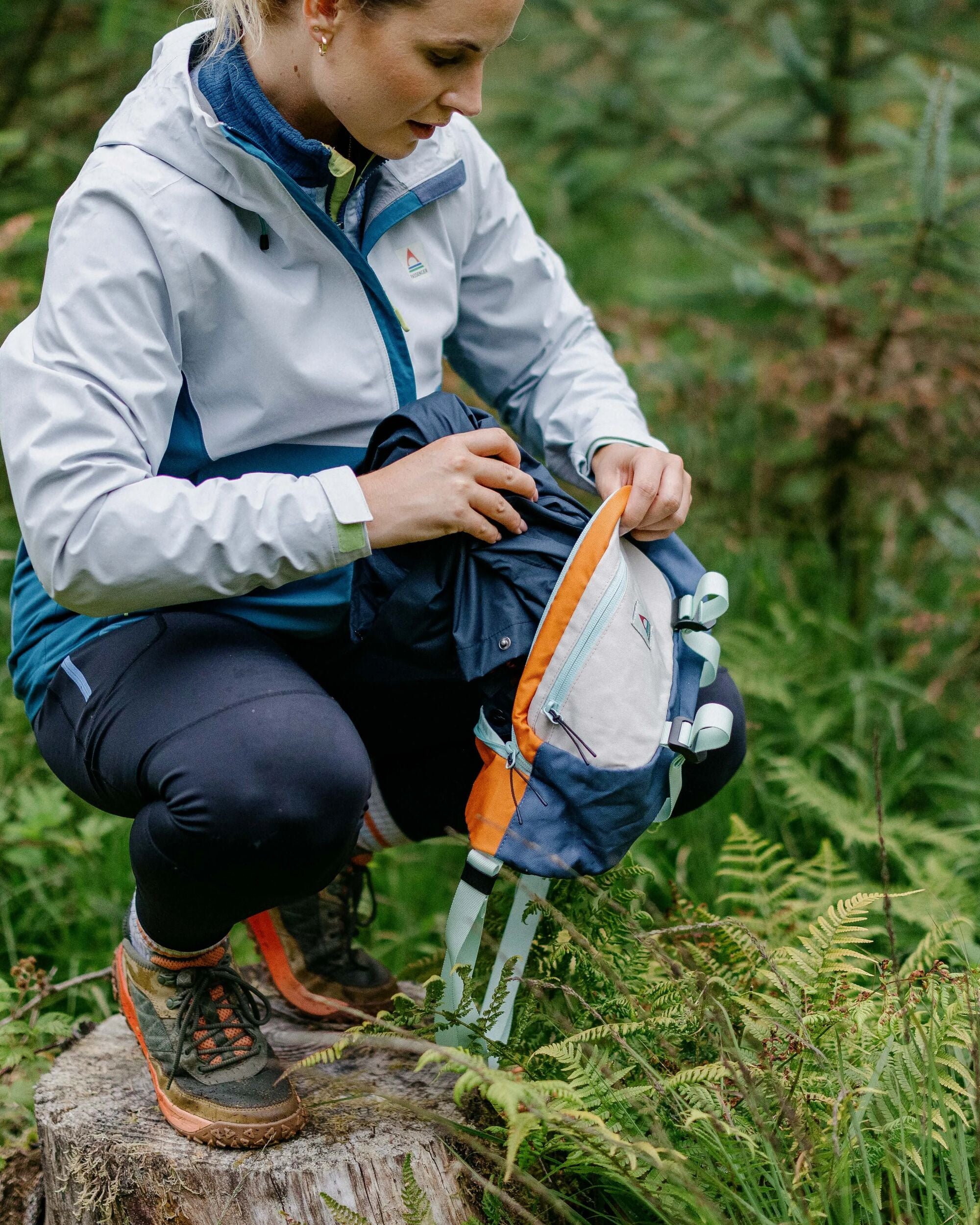 Boondocker Hip Pack - Apricot Multi - Image 3