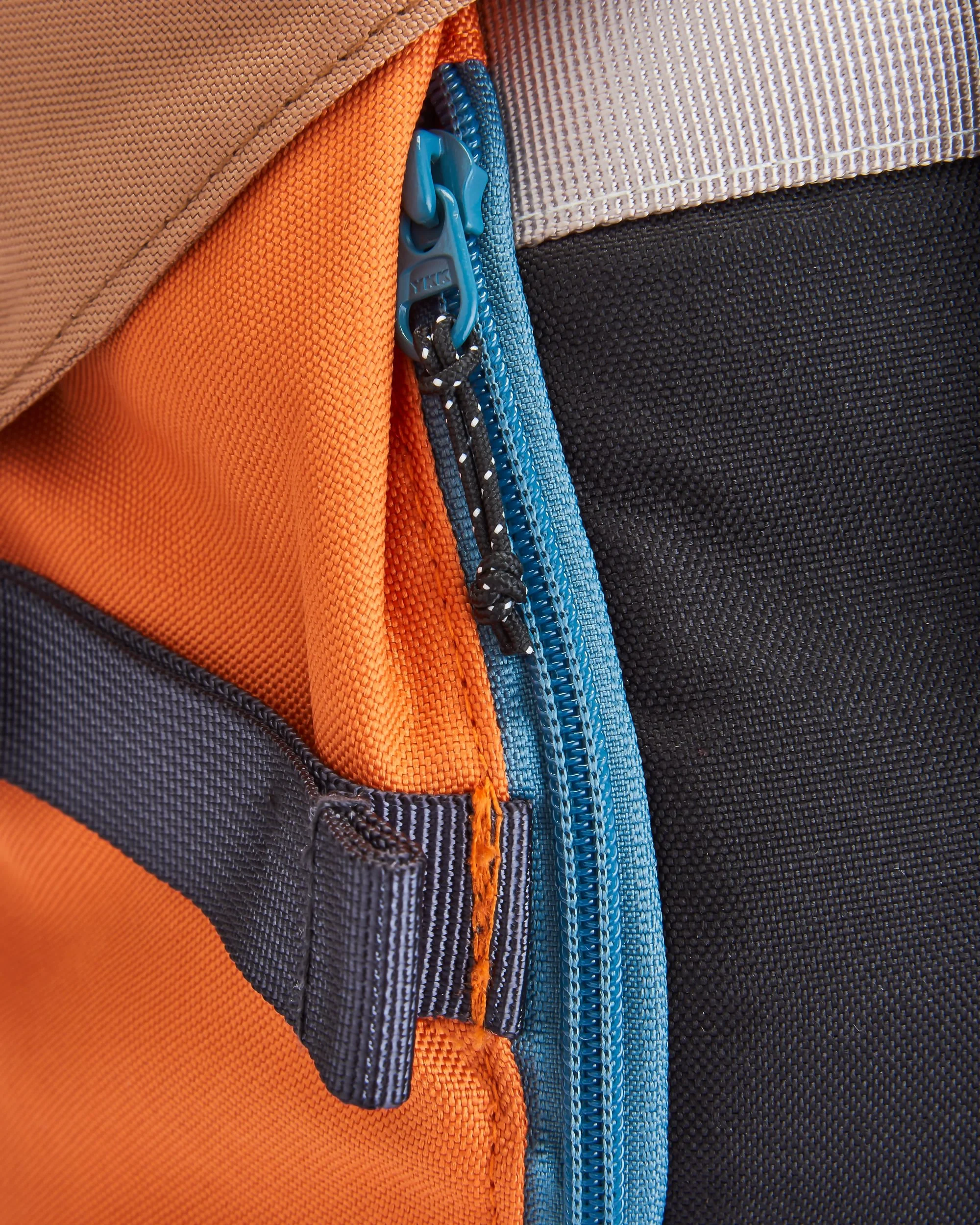 Boondocker 26L Backpack - Arctic/Retro Orange - Image 4