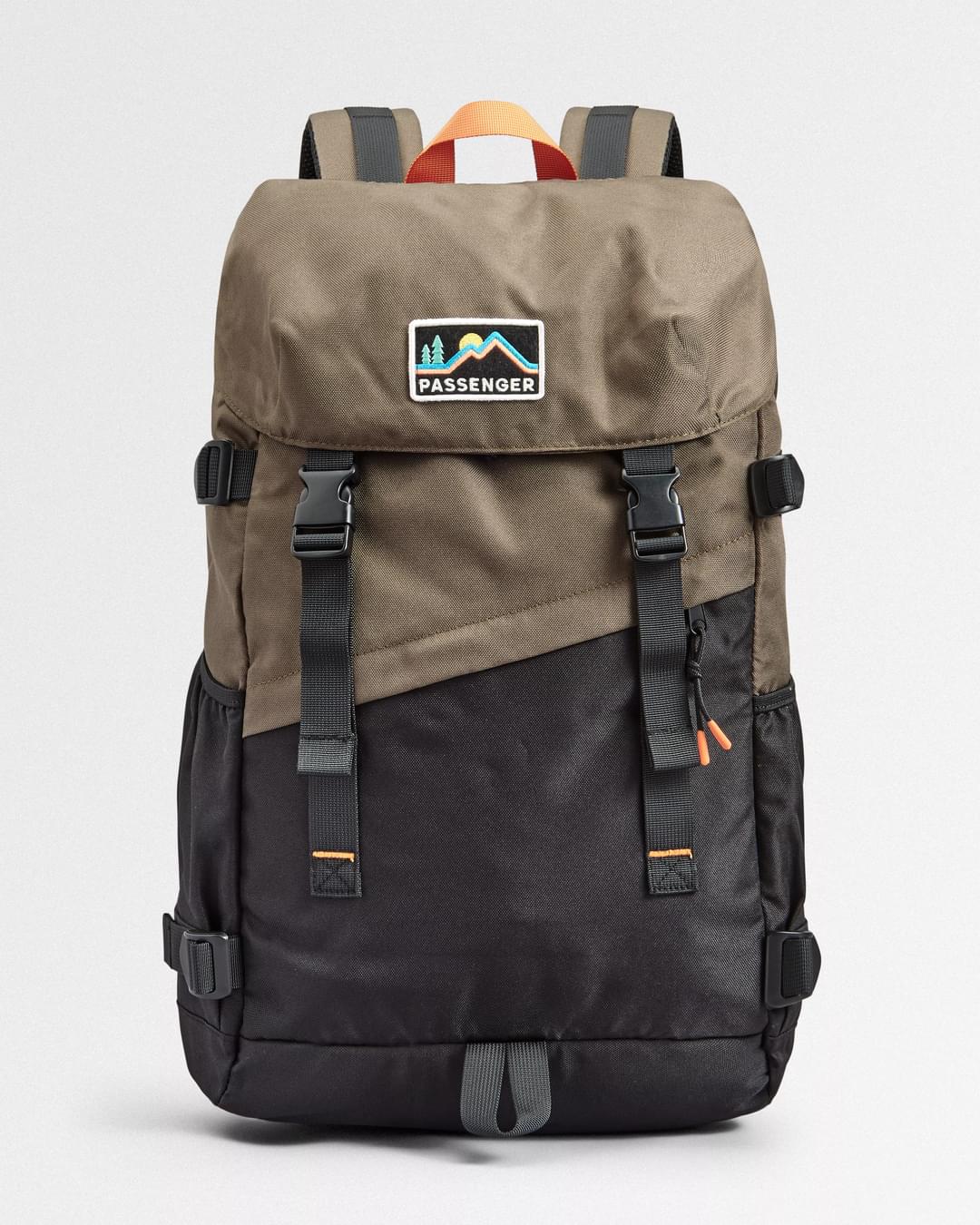 Boondocker 26L Backpack - Black/Khaki - Image 3