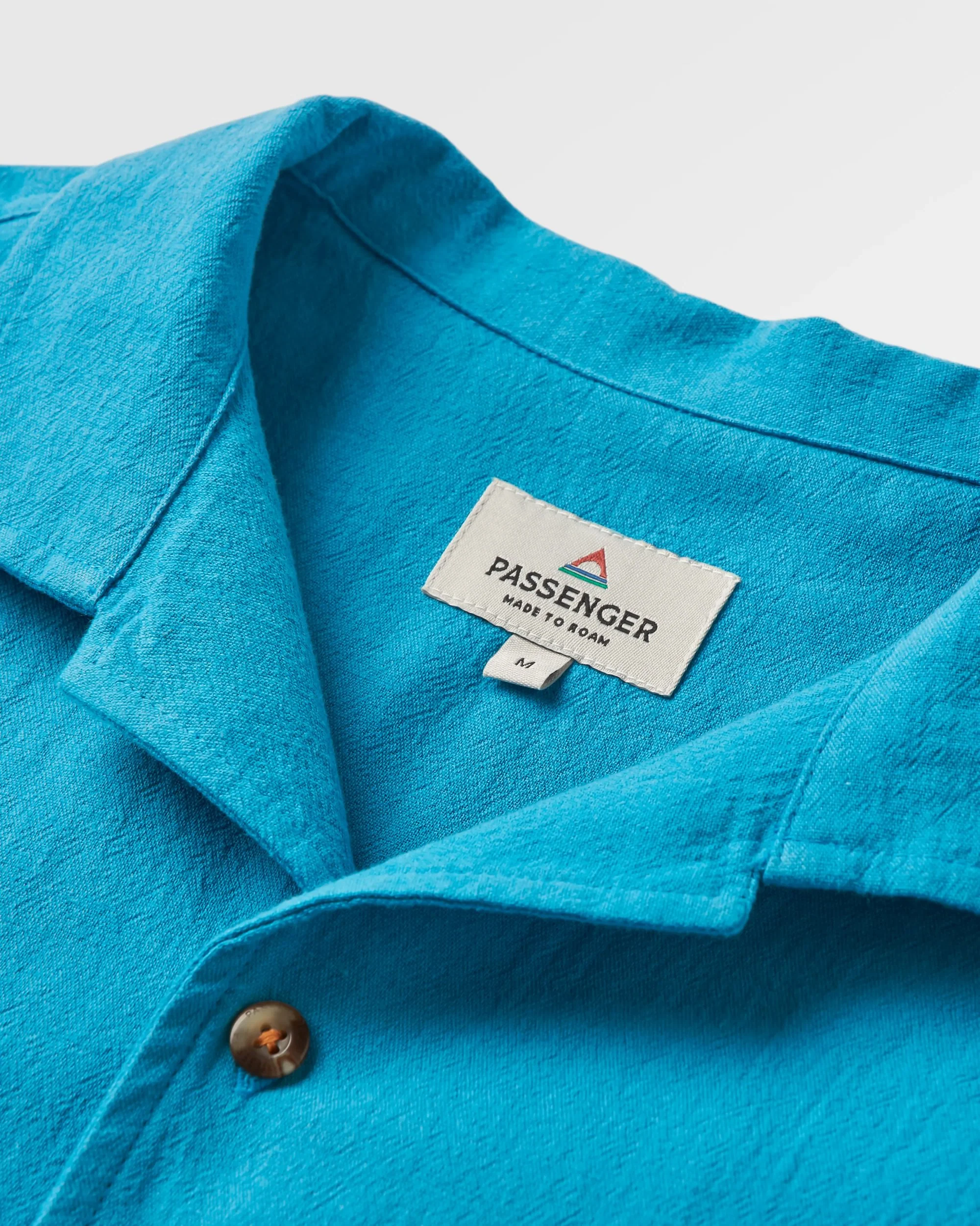 Cove Organic Cotton Short Sleeve Shirt - Blue Pool - Image 3