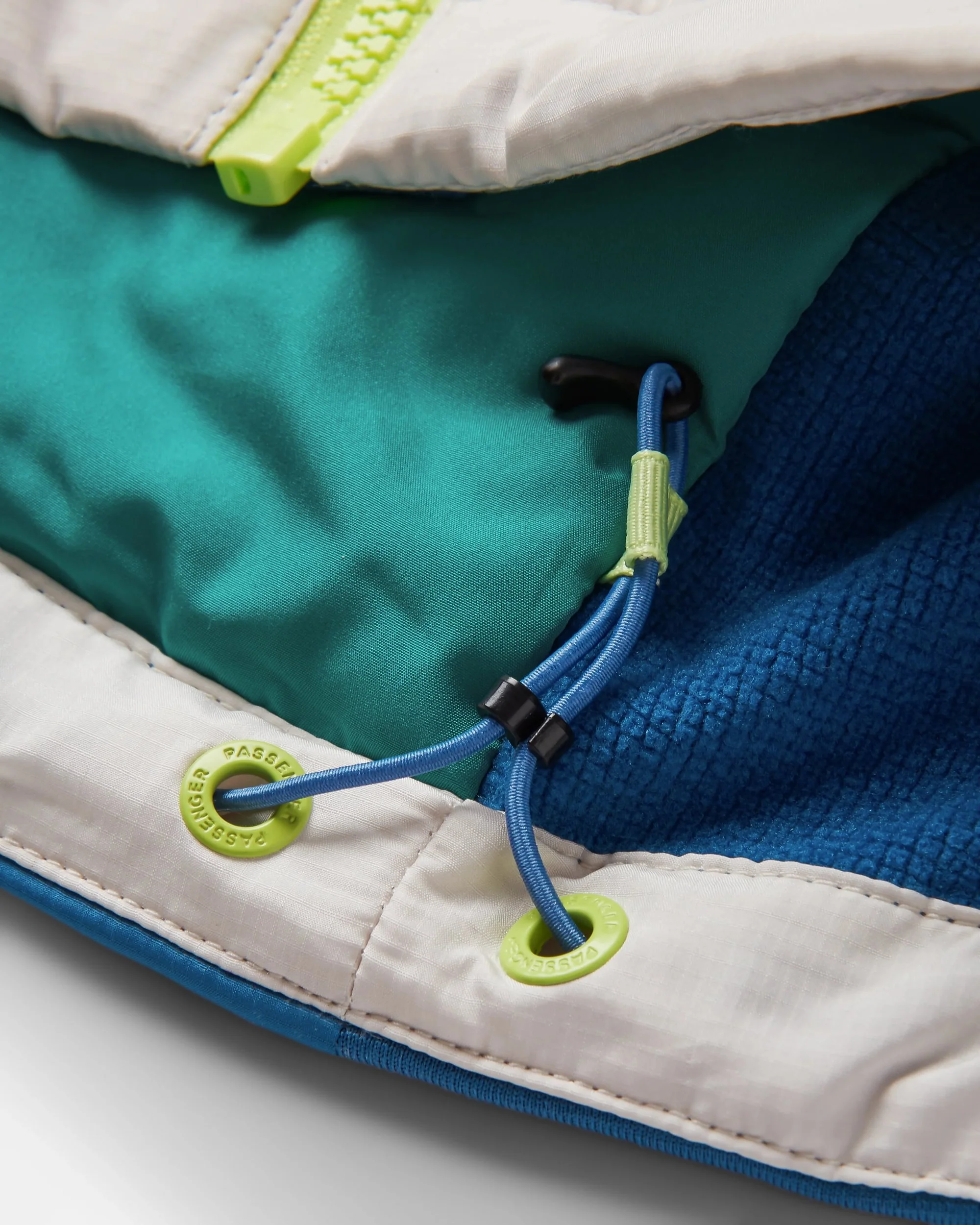 Daybreak Lightweight Thermore® Insulated Jacket - Tidal Blue/Blue Steel/Birch - Image 8