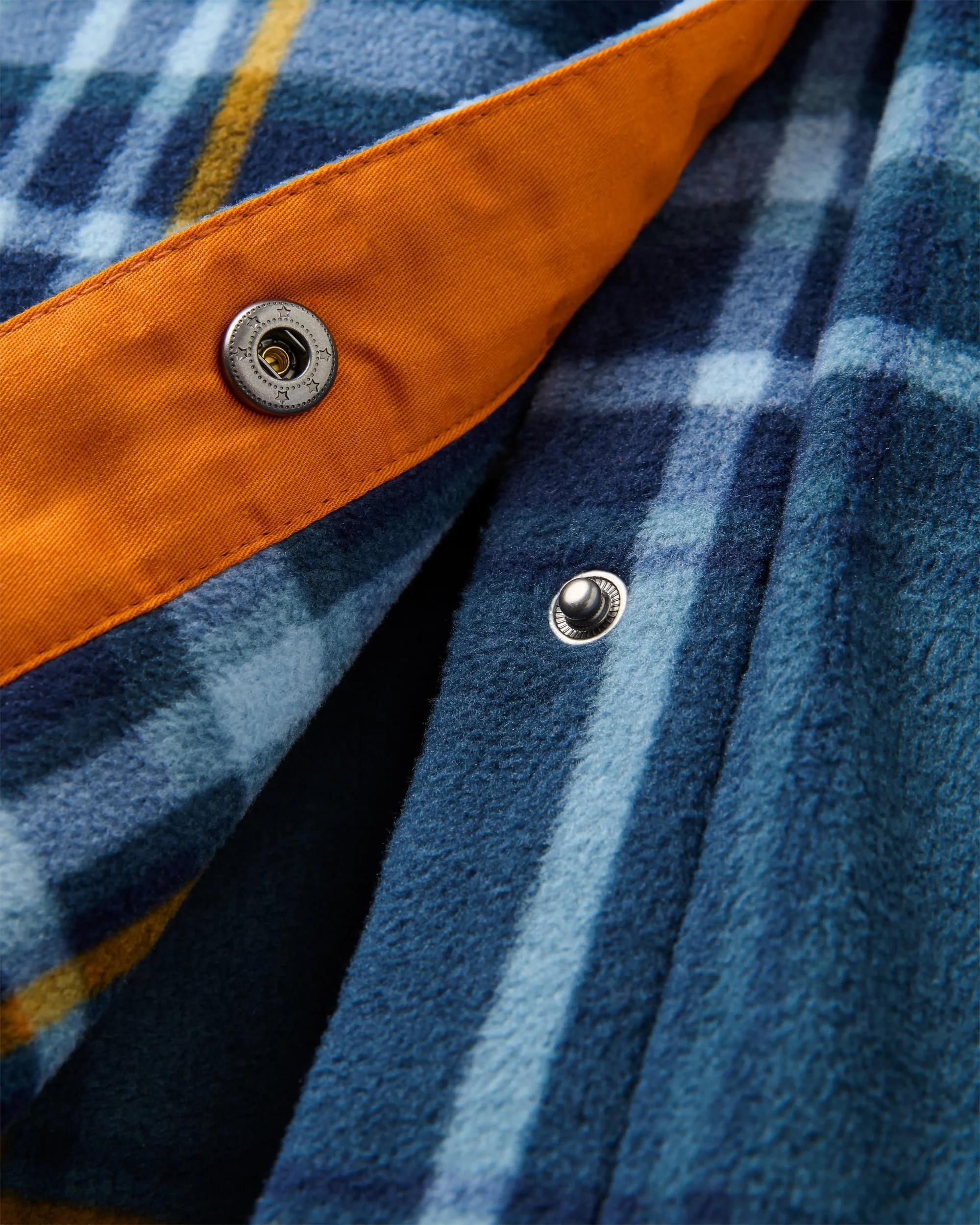 East Polar Fleece Shirt - Rich Navy/Faded Denim Check - Image 9