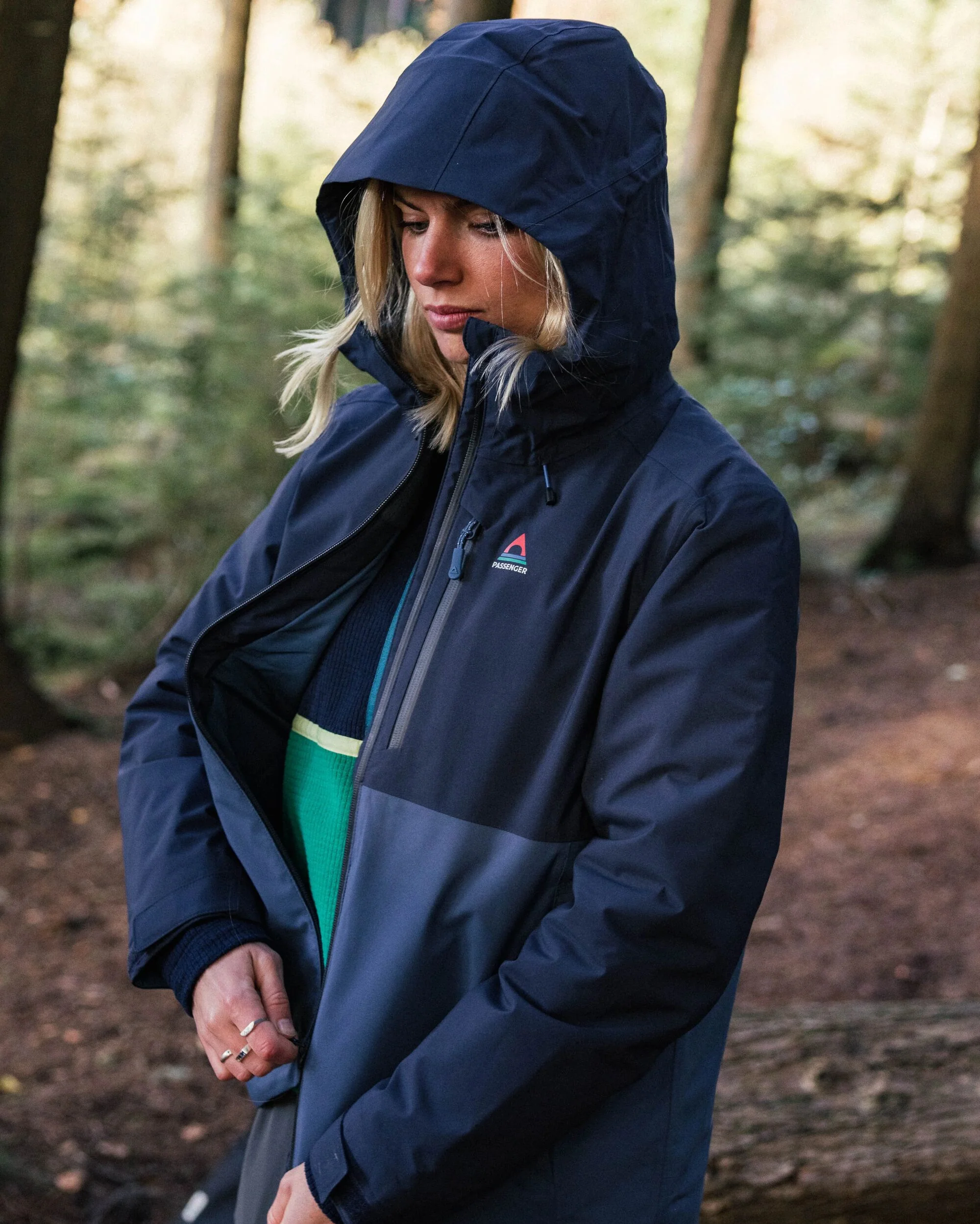 Elevate Insulated Waterproof Jacket - Rich Navy - Image 3