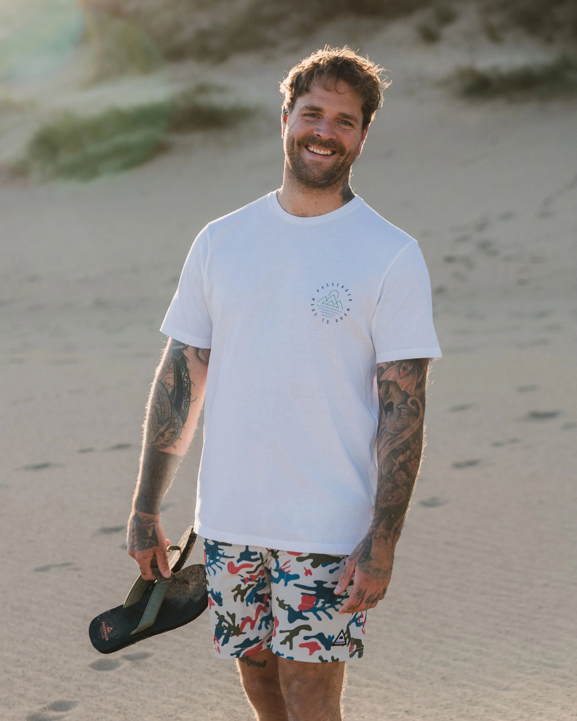 Escapism T-Shirt - White - Image 3
