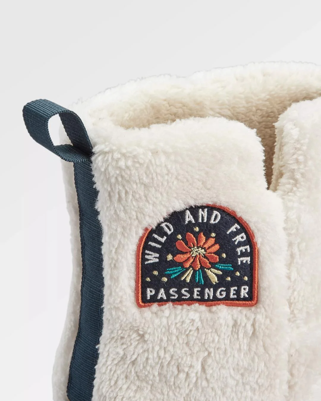 Hideaway Hut Slipper - Vintage White - Image 5