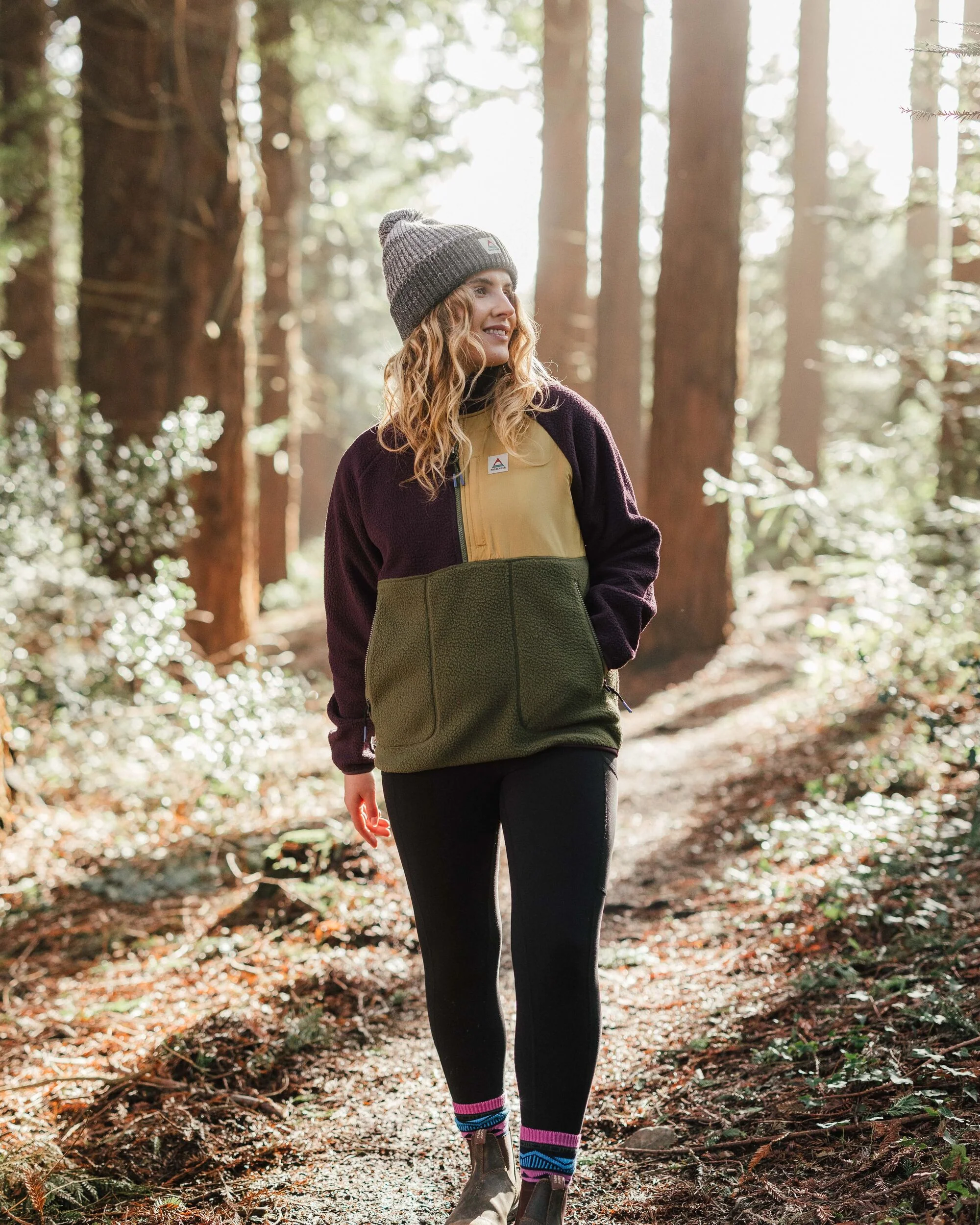 Home Sherpa Fleece - Deep Plum/Khaki - Image 4