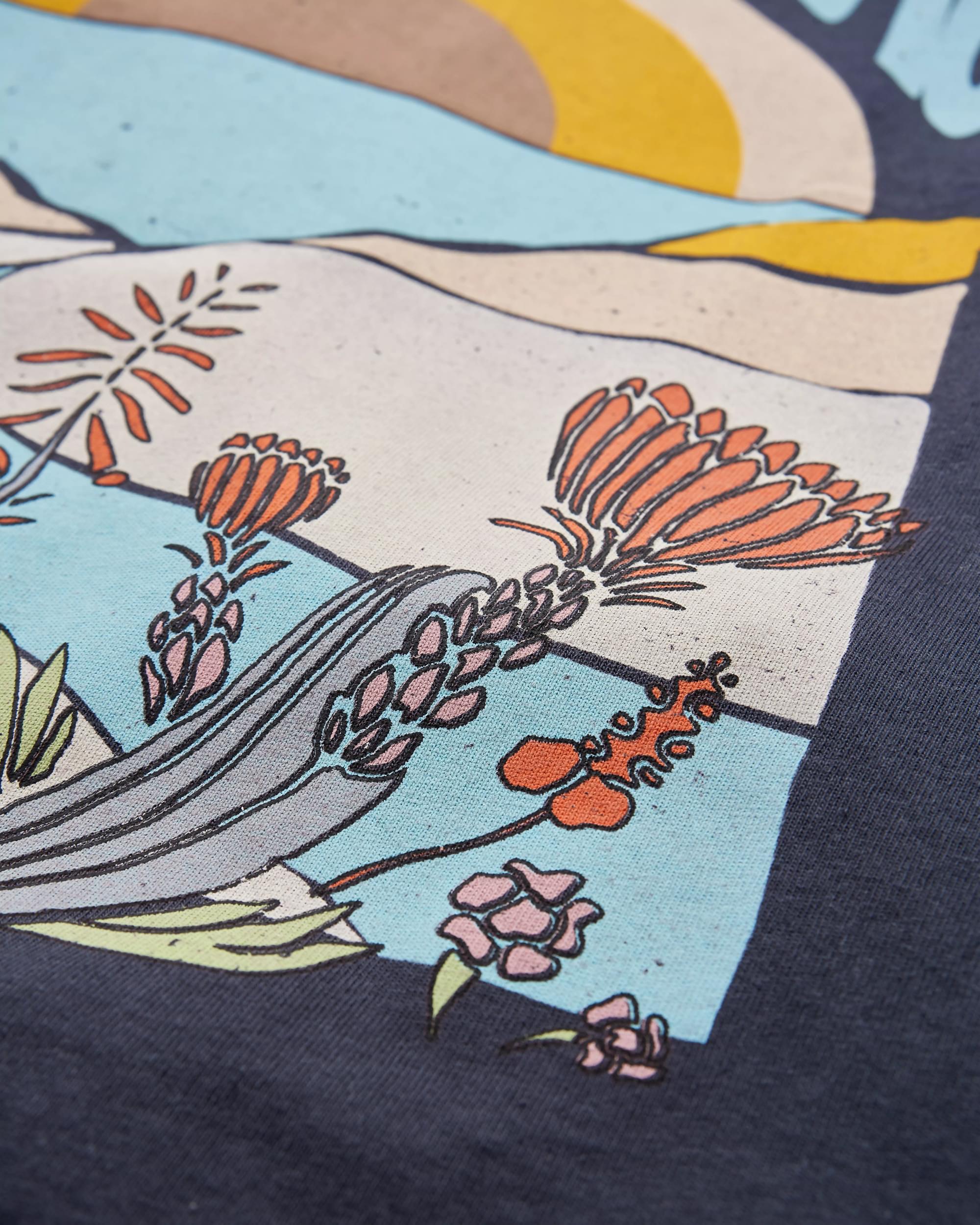 Live Wild T-Shirt - Black - Image 3