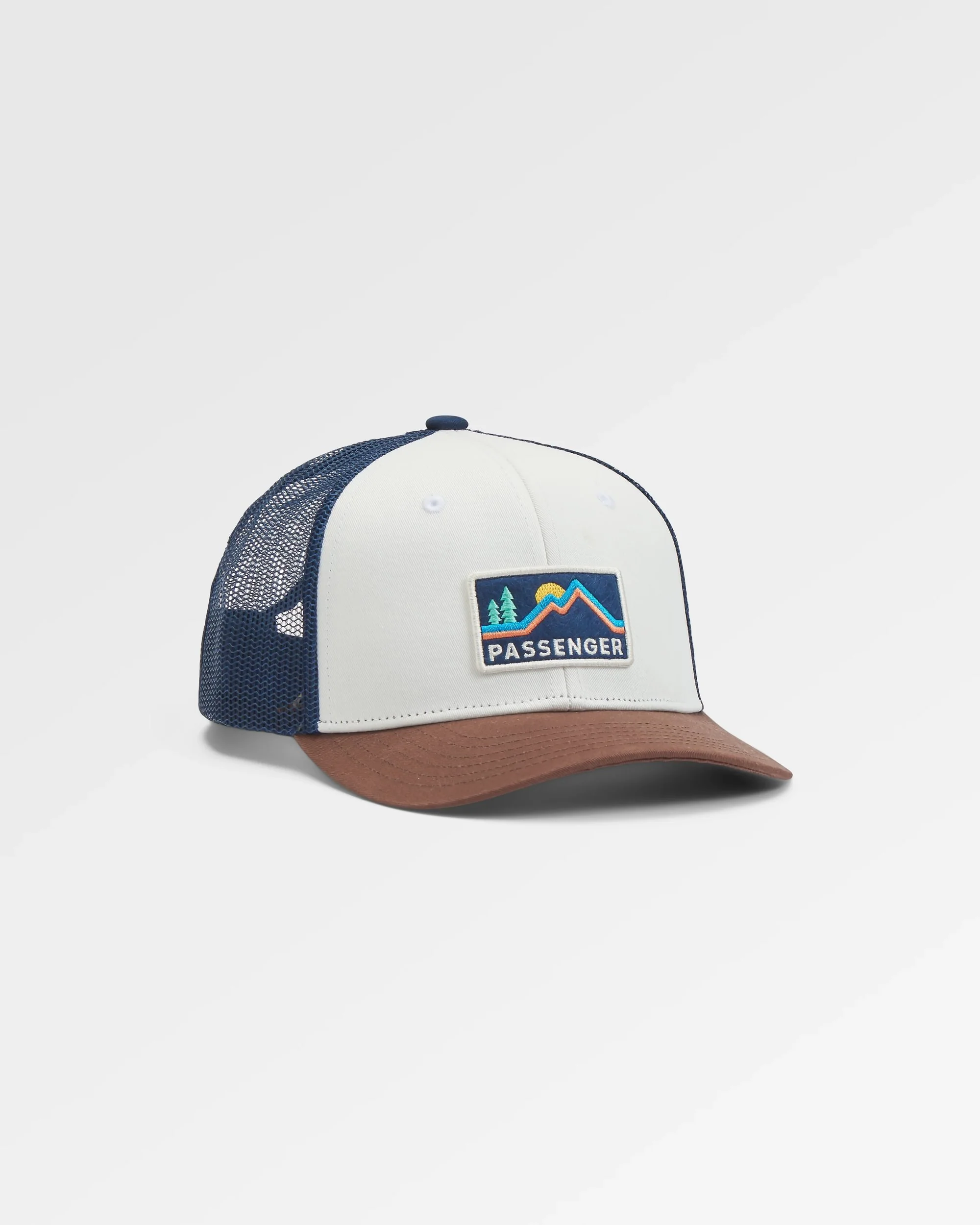 Made To Roam Mesh Snapback Cap - Rich Navy/Rubber