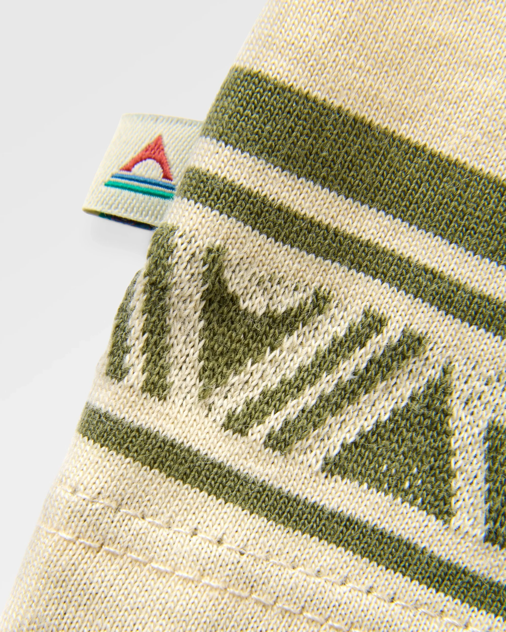 Mellower Jacquard T-Shirt - Geo Stripe Birch/Khaki - Image 5