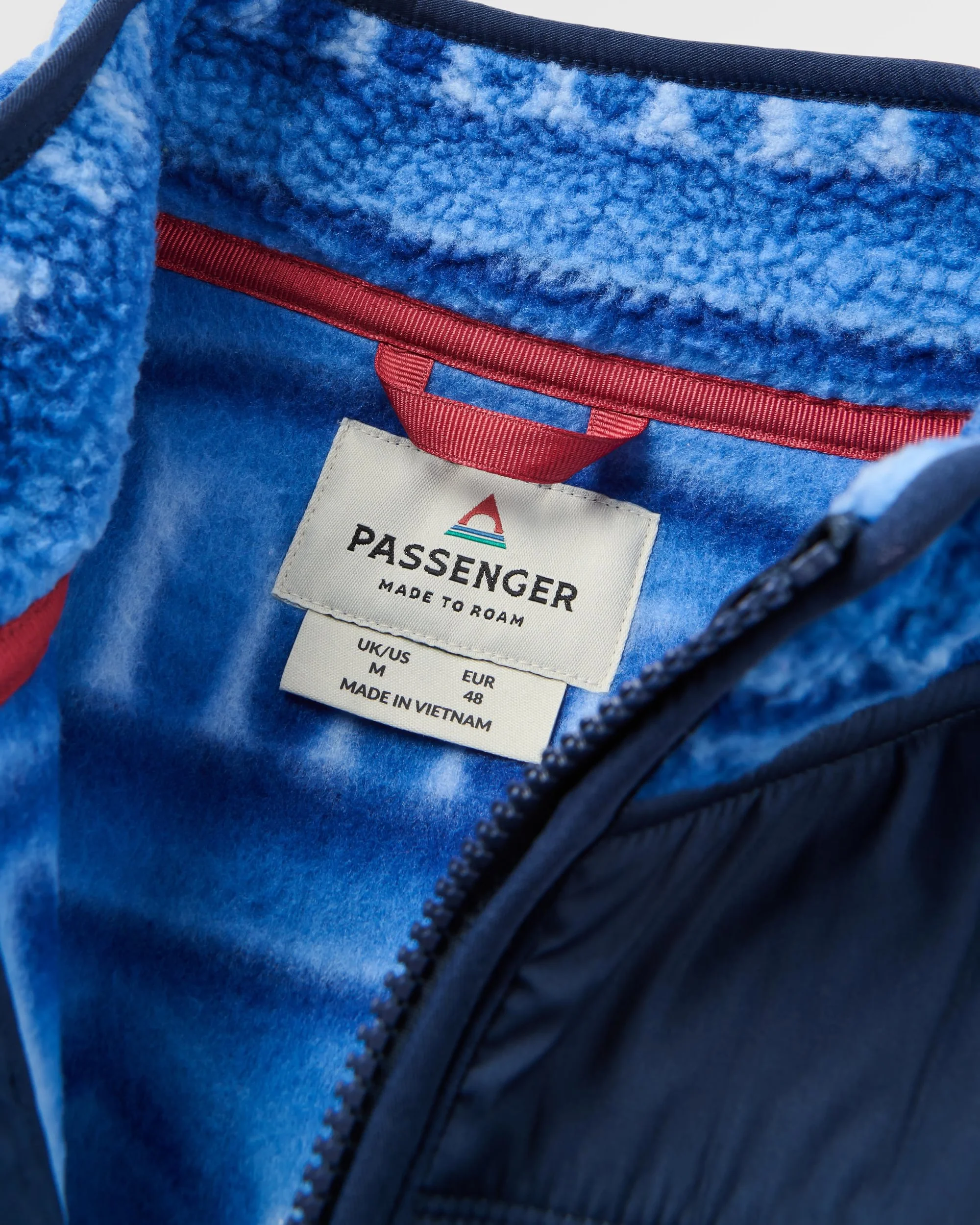 Offgrid 1/2 Zip Sherpa Fleece - Tracks Electric Blue - Image 5