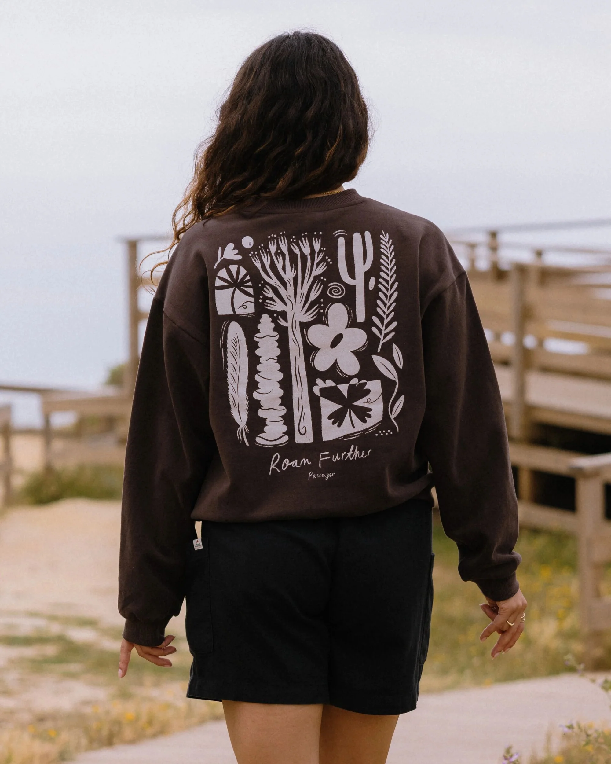 Roam Further Sweatshirt - Espresso