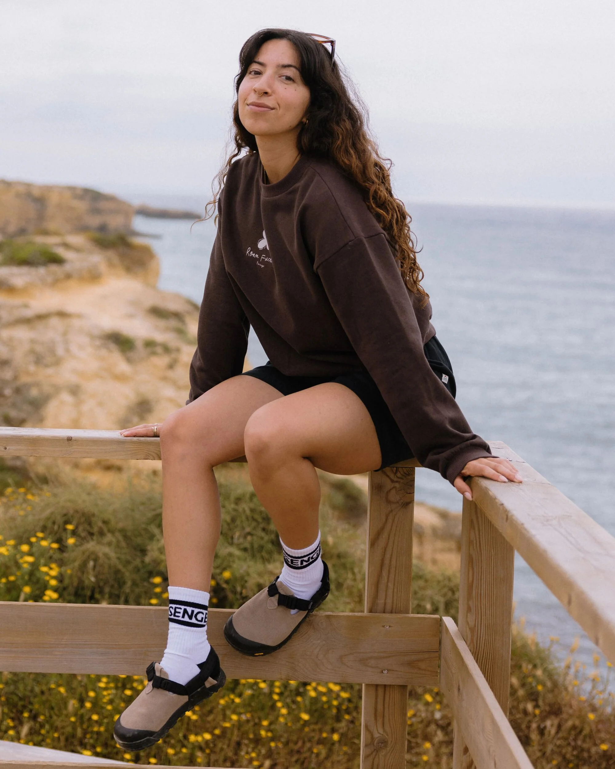 Roam Further Sweatshirt - Espresso - Image 4