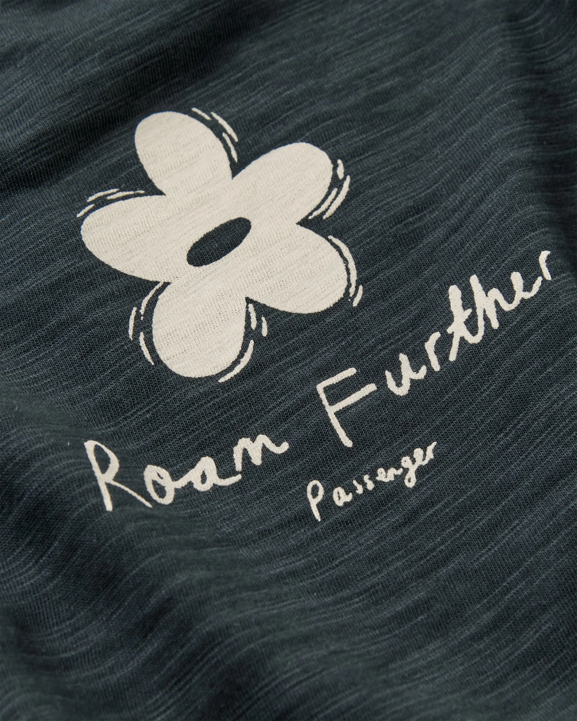 Roam Further T-Shirt - Black - Image 6