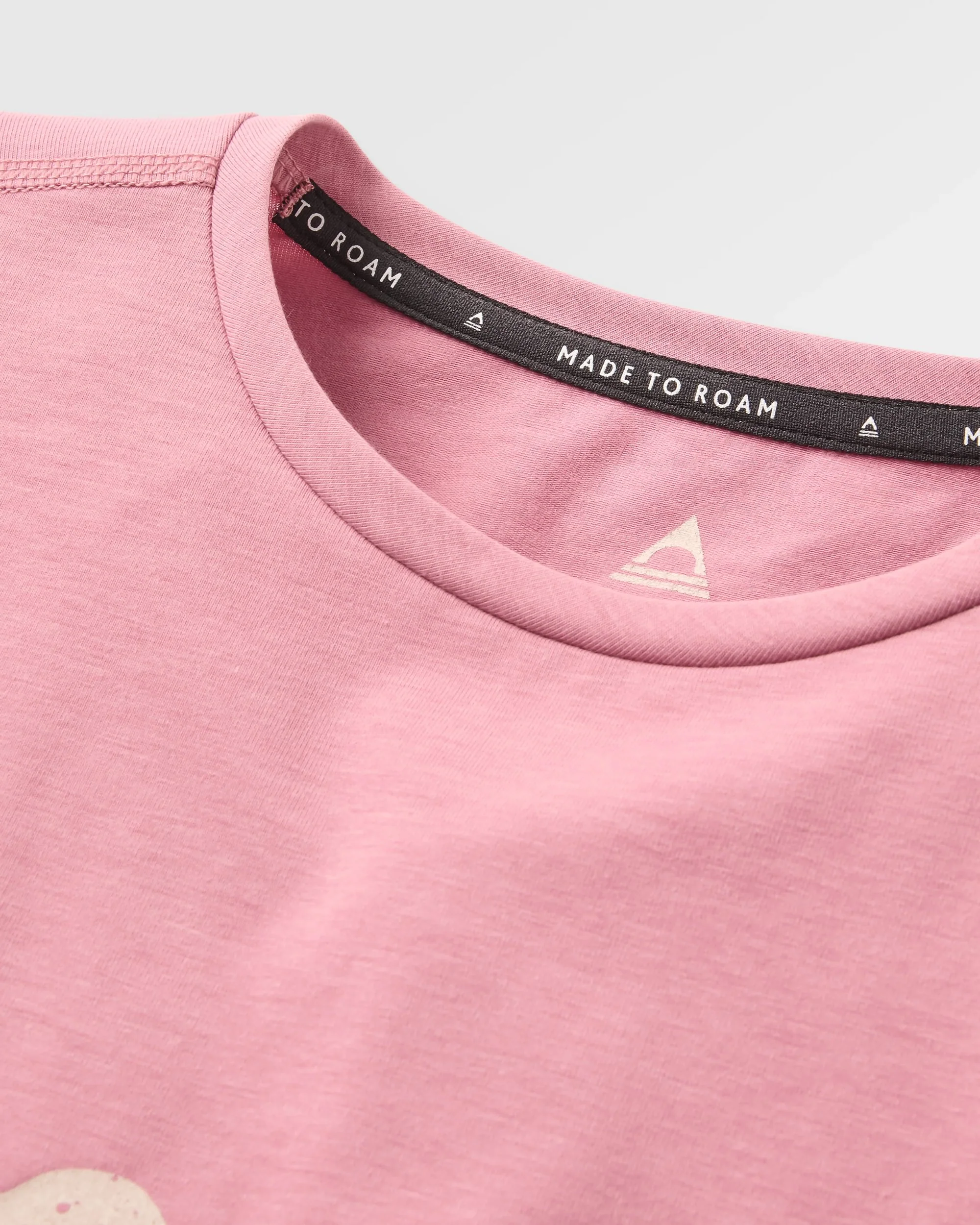Roamscreen UPF50 Drirelease® Women's LS T-Shirt - Pink Haze - Image 2