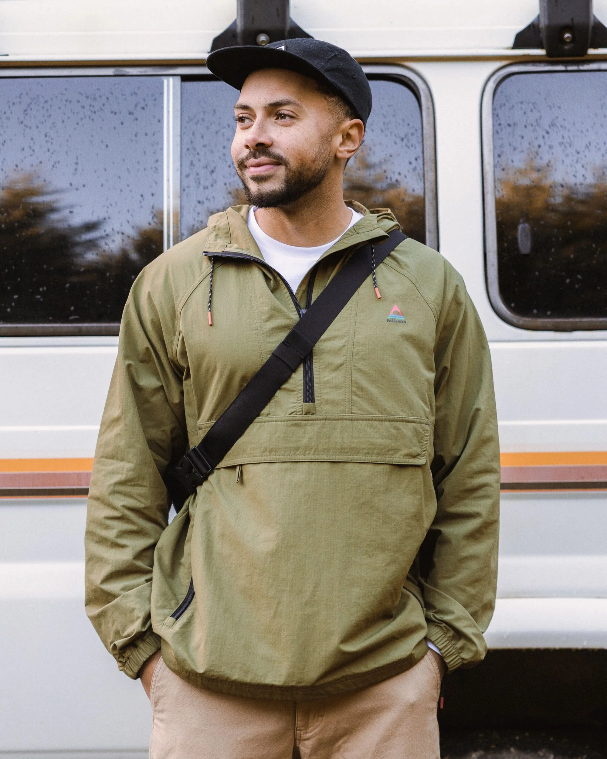 Seek Out Wind Resistant Anorak - Khaki