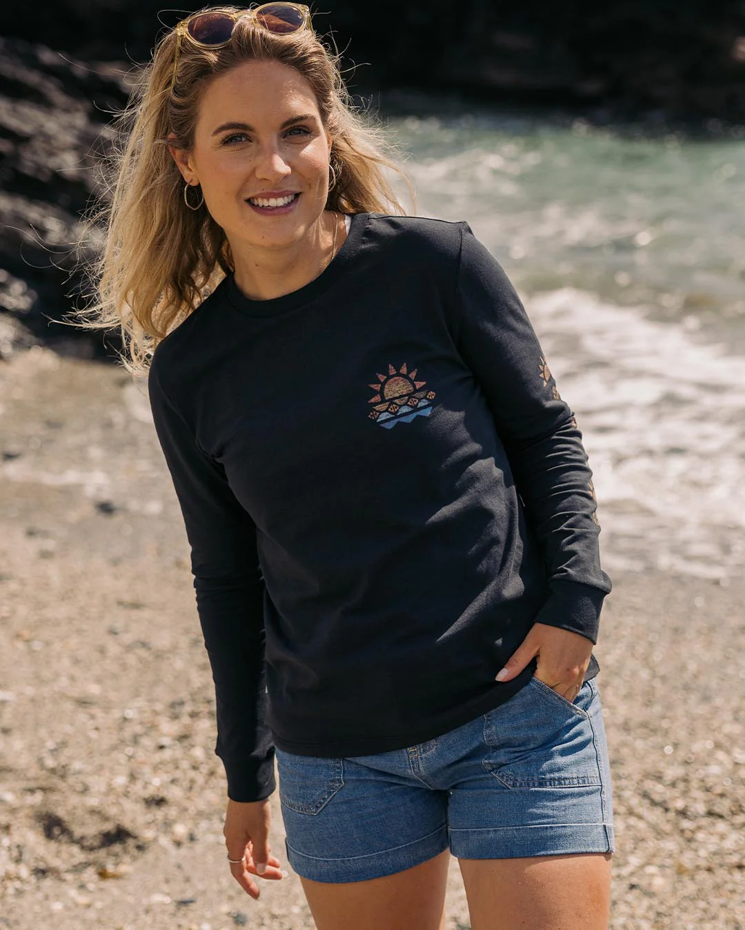 Sunray LS T-Shirt - Black - Image 3