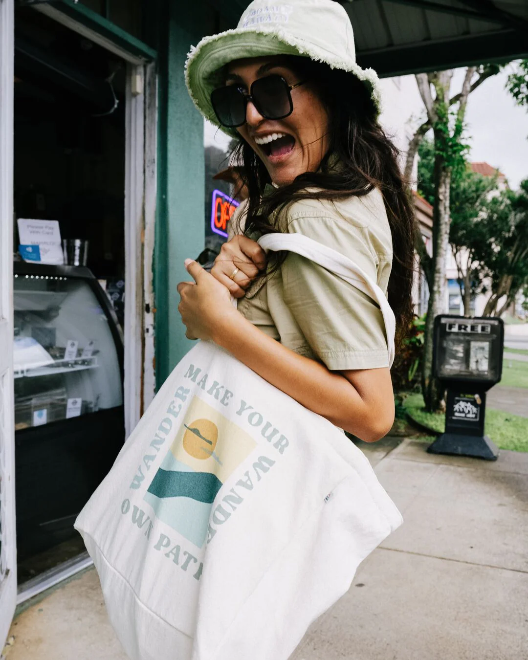 Sunrise Organic Cotton Tote Bag - Off White - Image 4