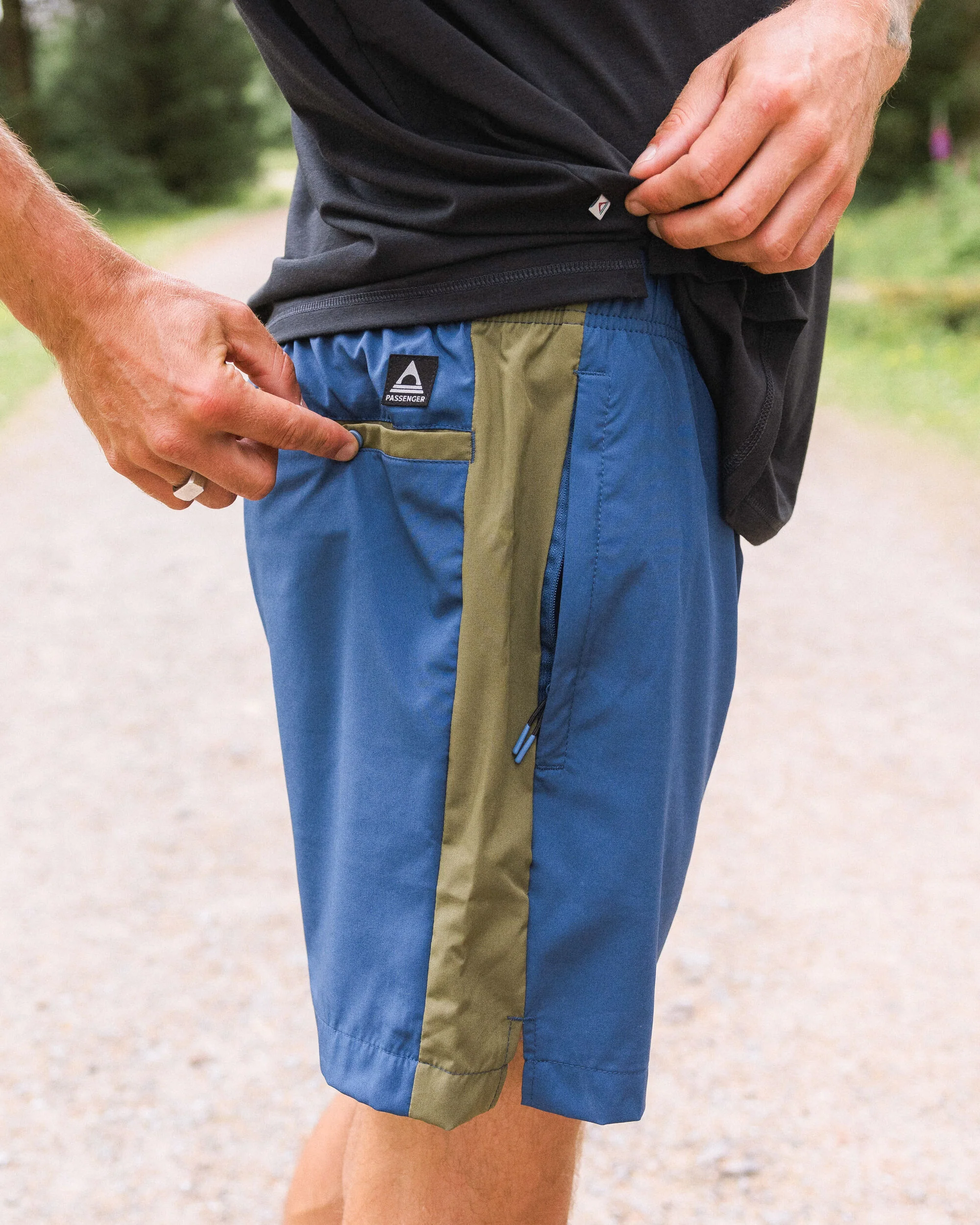 Swift Trail Short 7" - Dark Denim - Image 3