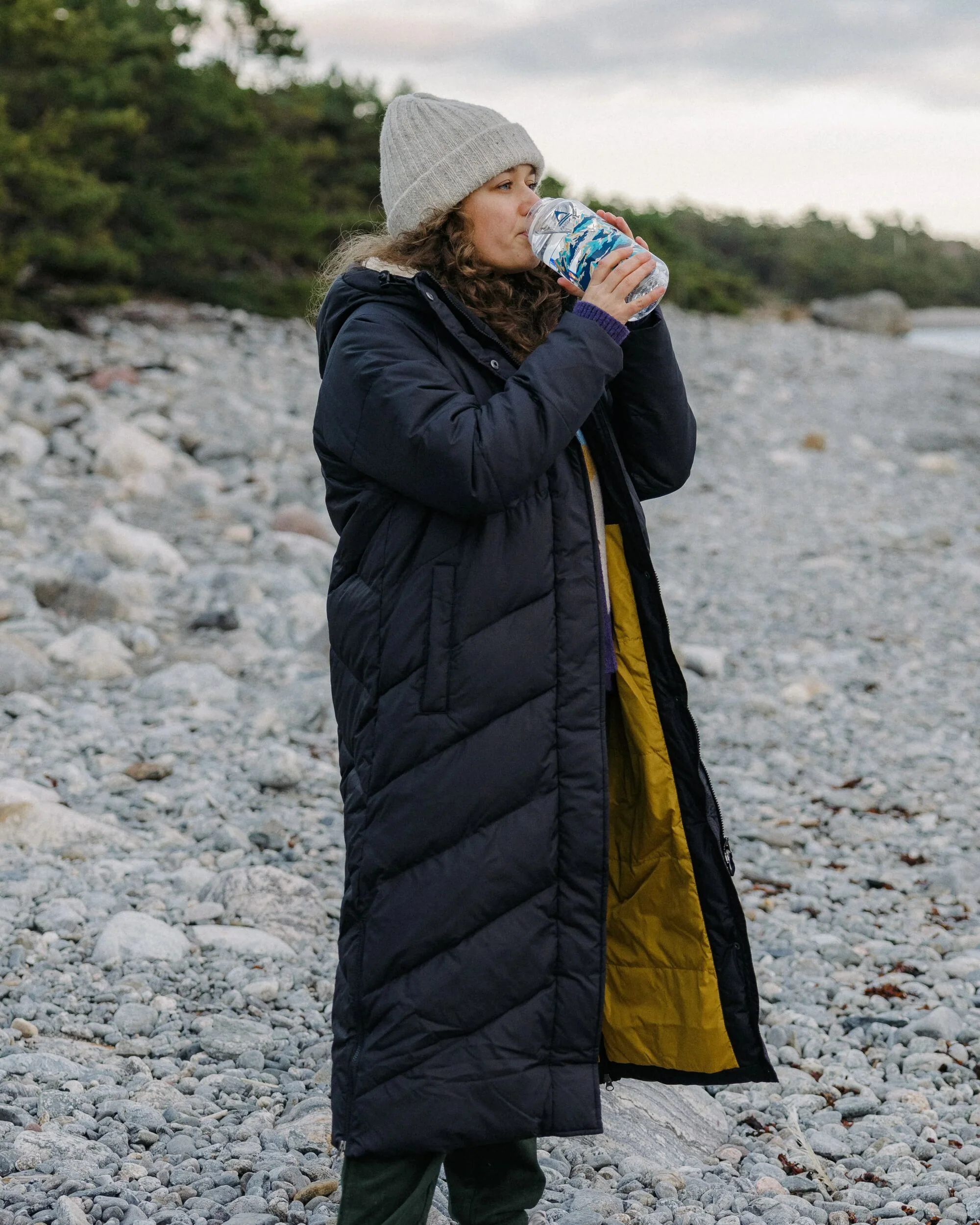 Tasman Long Insulated Jacket - Black - Image 4