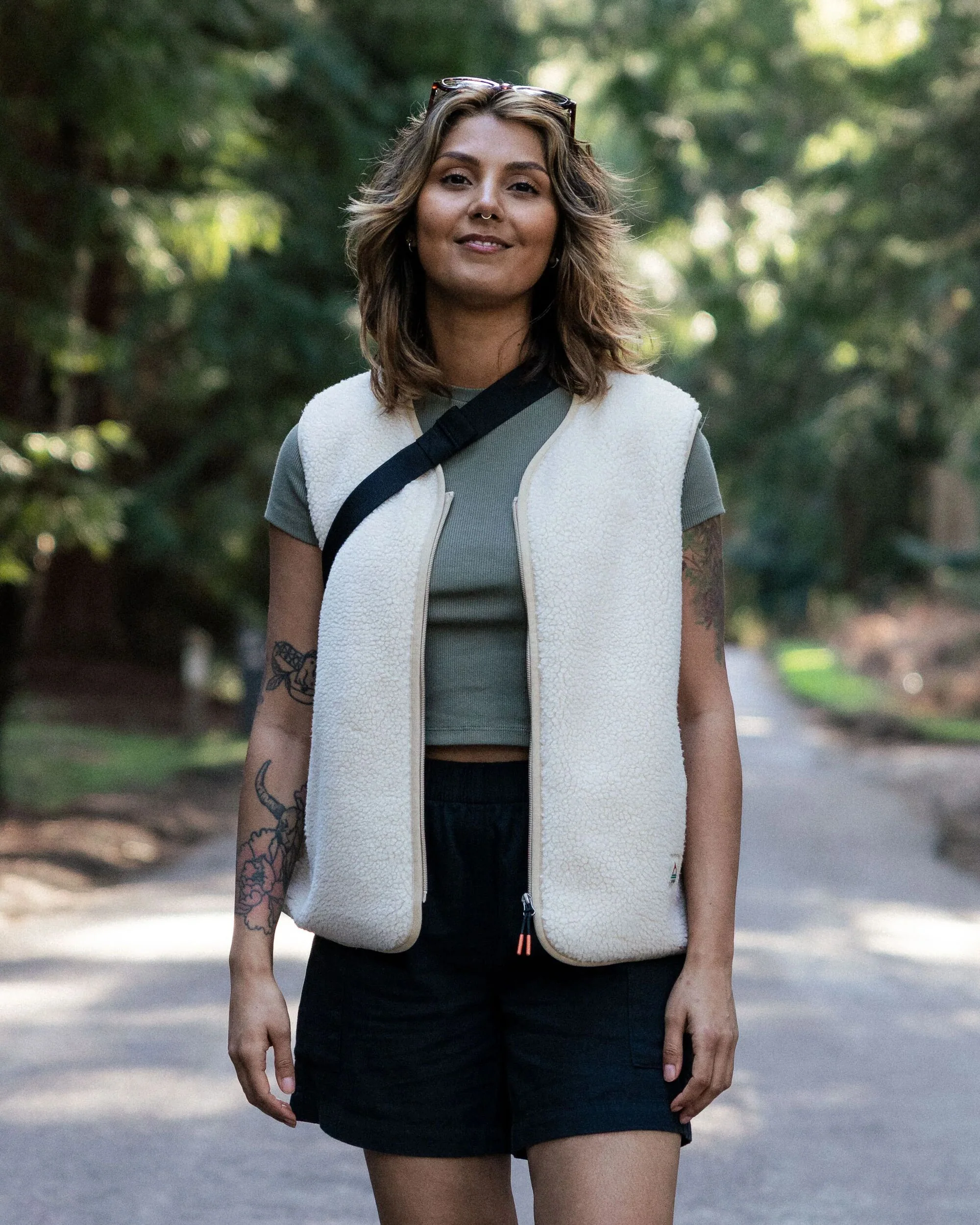 Tawny Collarless Deep-Pile Sherpa Gilet - Oat