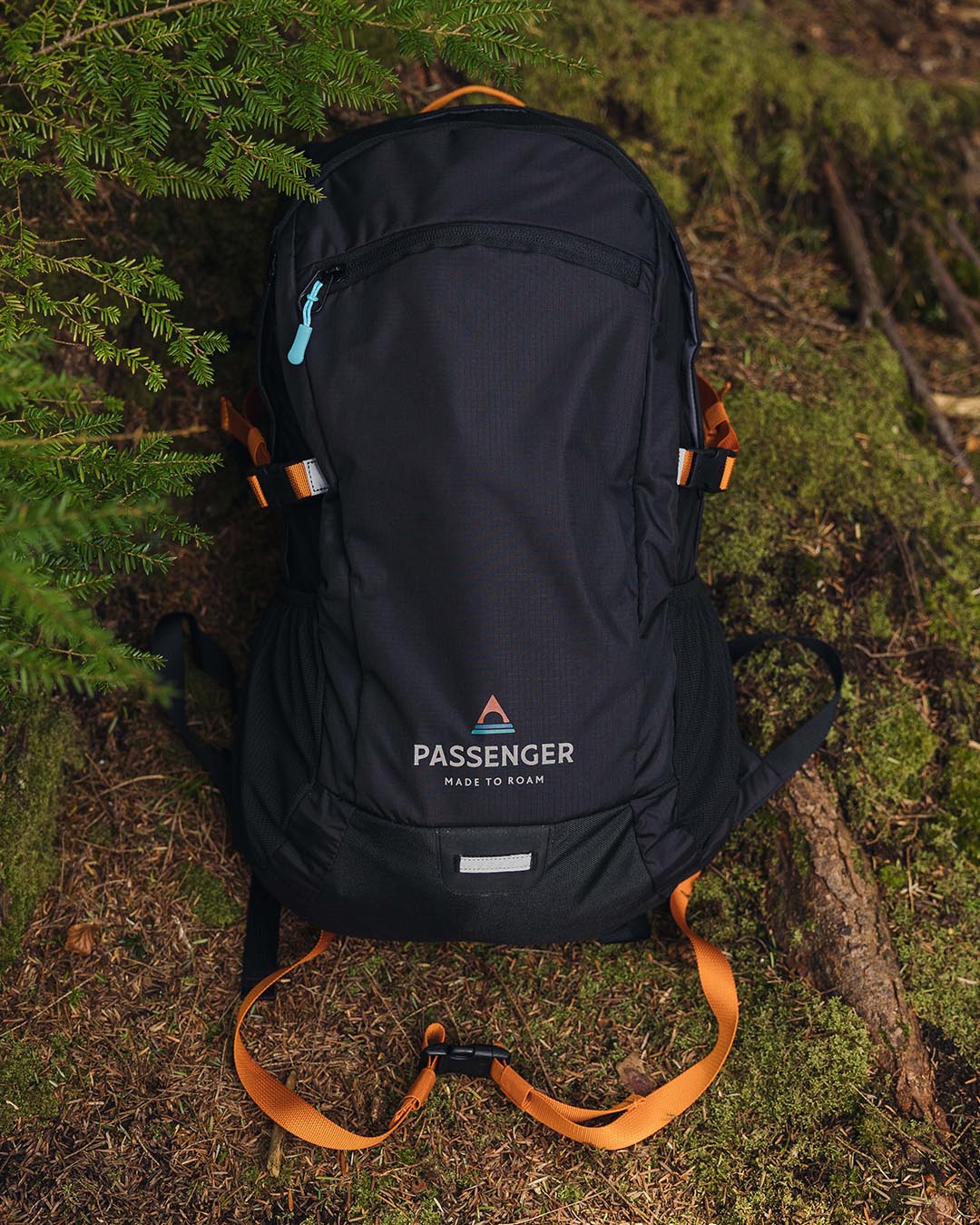 Track 30L Backpack - Black