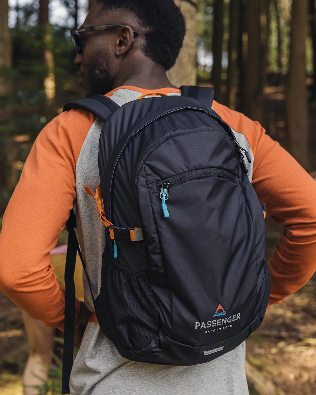 Track 30L Backpack - Black - Image 3