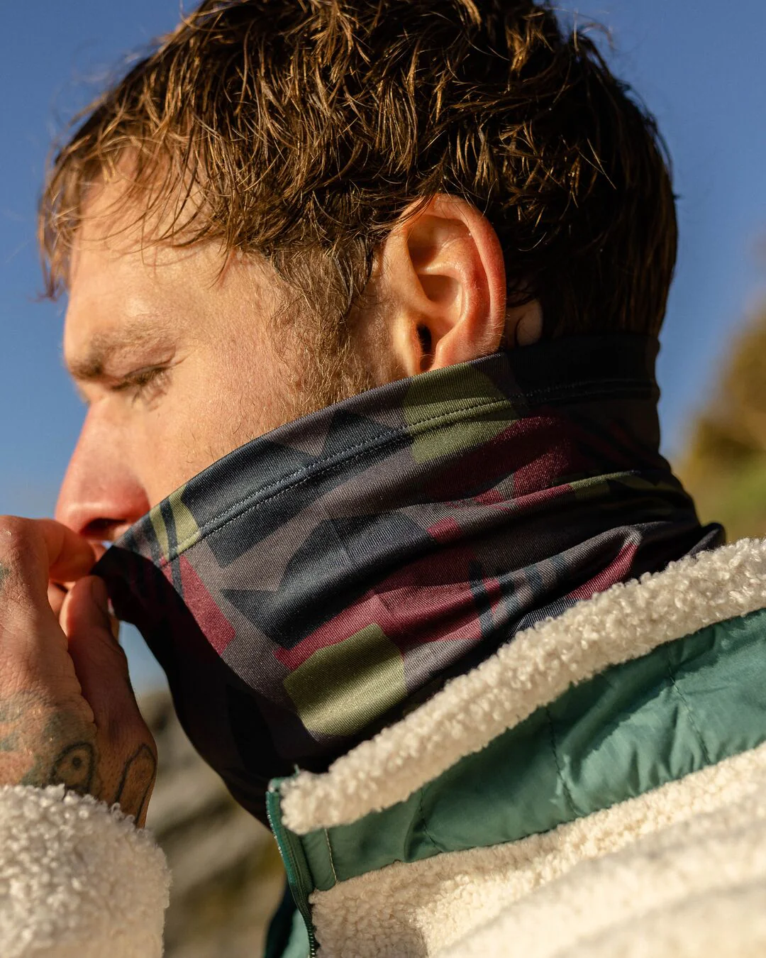 Trail Gaiter - Charcoal Camo Pattern