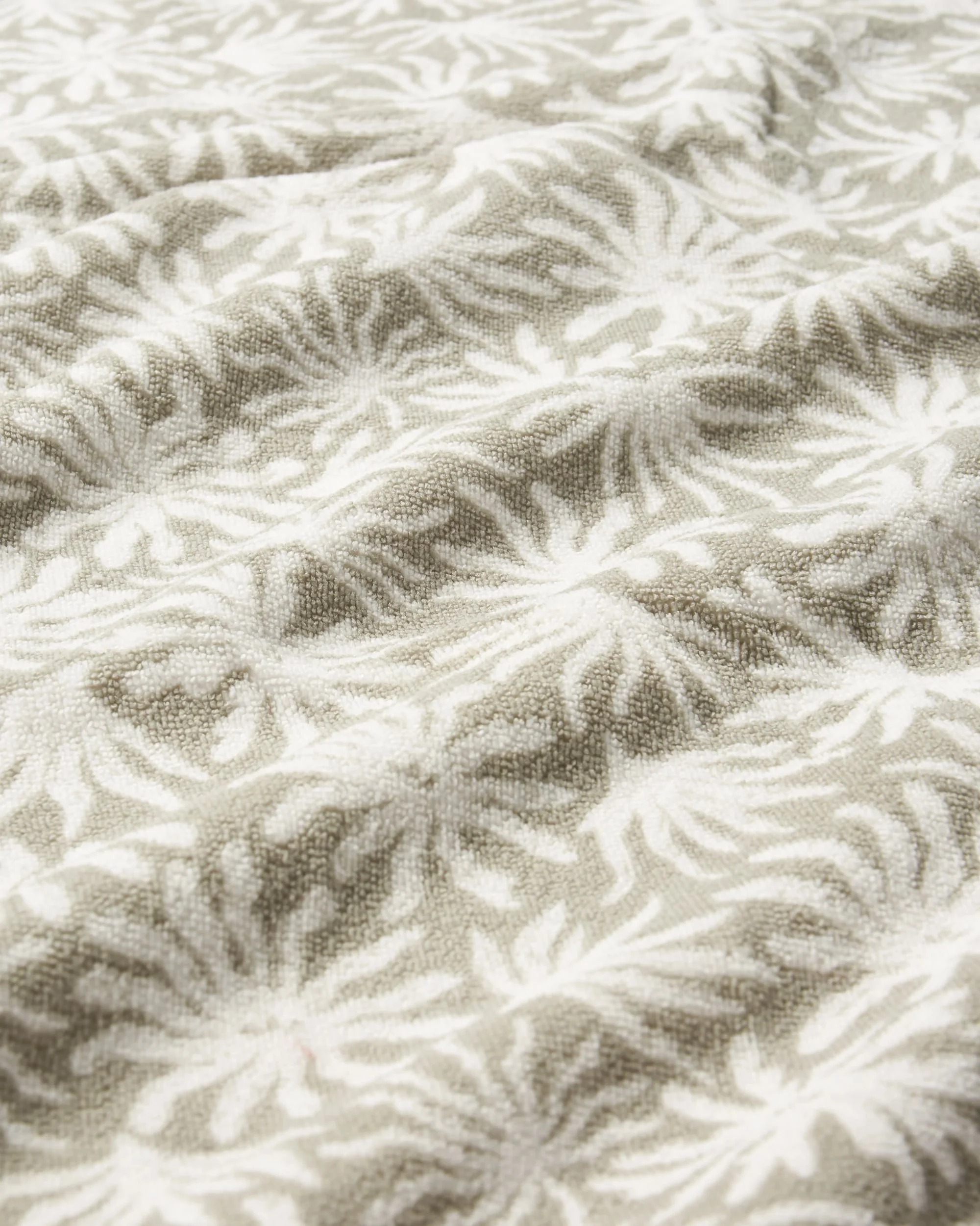 Travel Quick Dry Towel - Seaweed Pebble Grey - Image 3