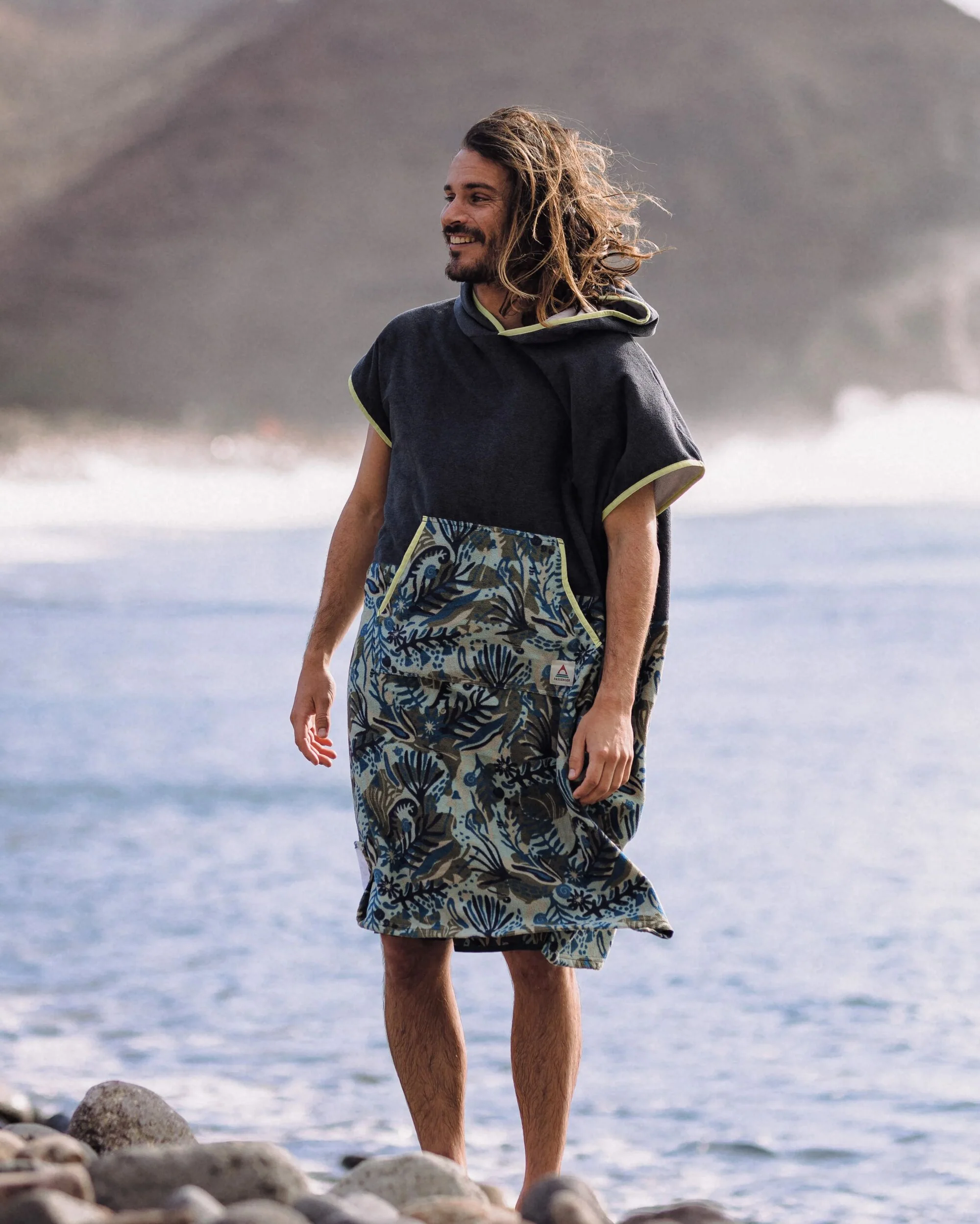 Tulum Towel Poncho - Charcoal/Abstract Seaweed