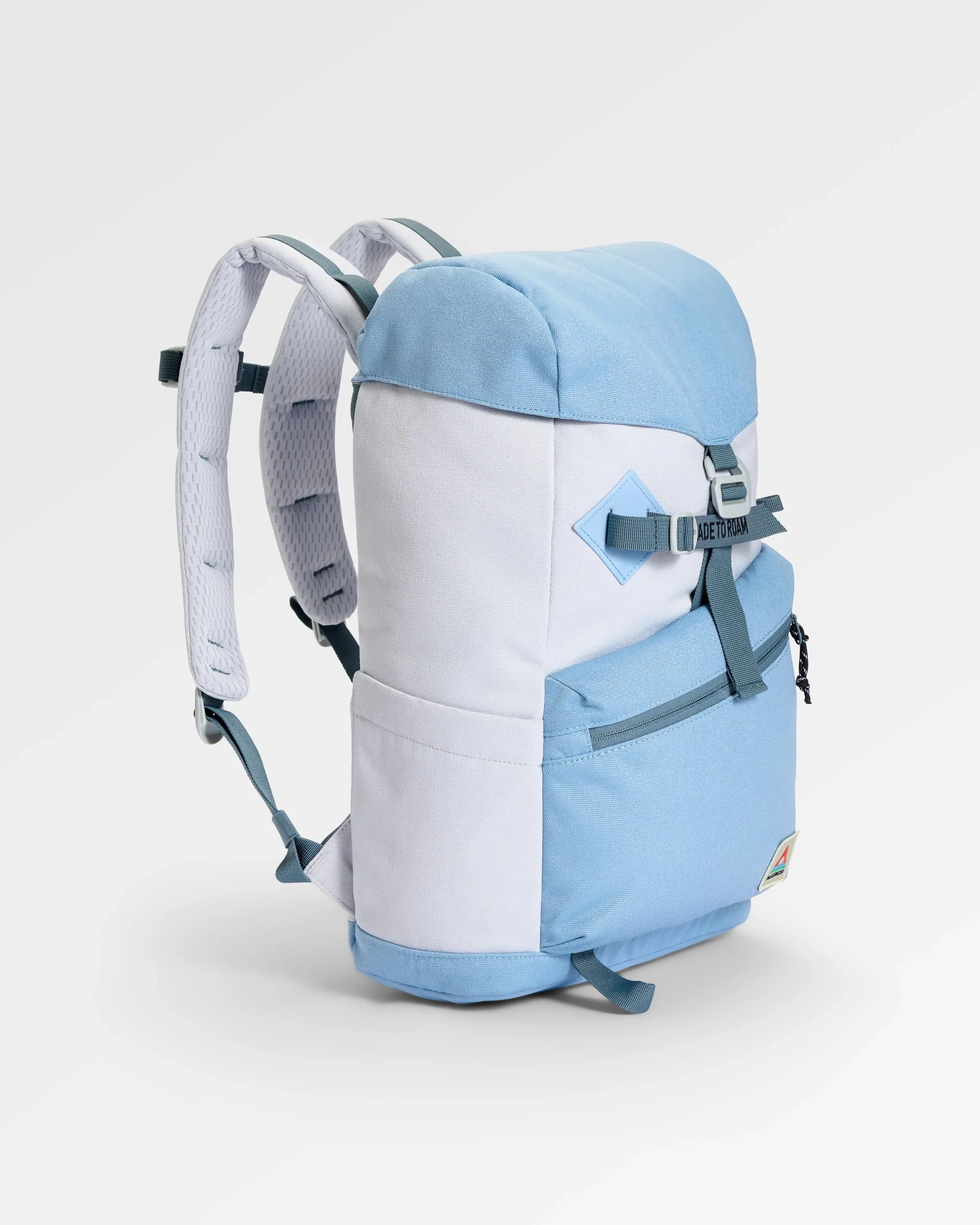 Vantage 18L Backpack - Faded Denim/ Grey Blue - Image 3