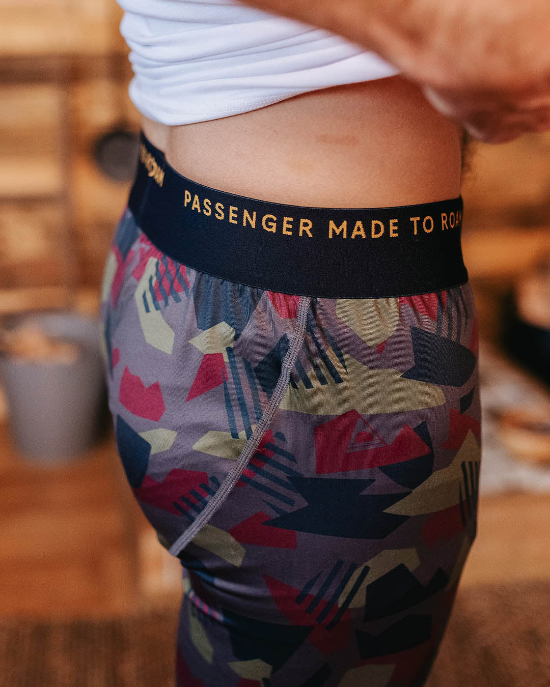 Venture Base Layer Legging - Charcoal Camo Pattern - Image 3