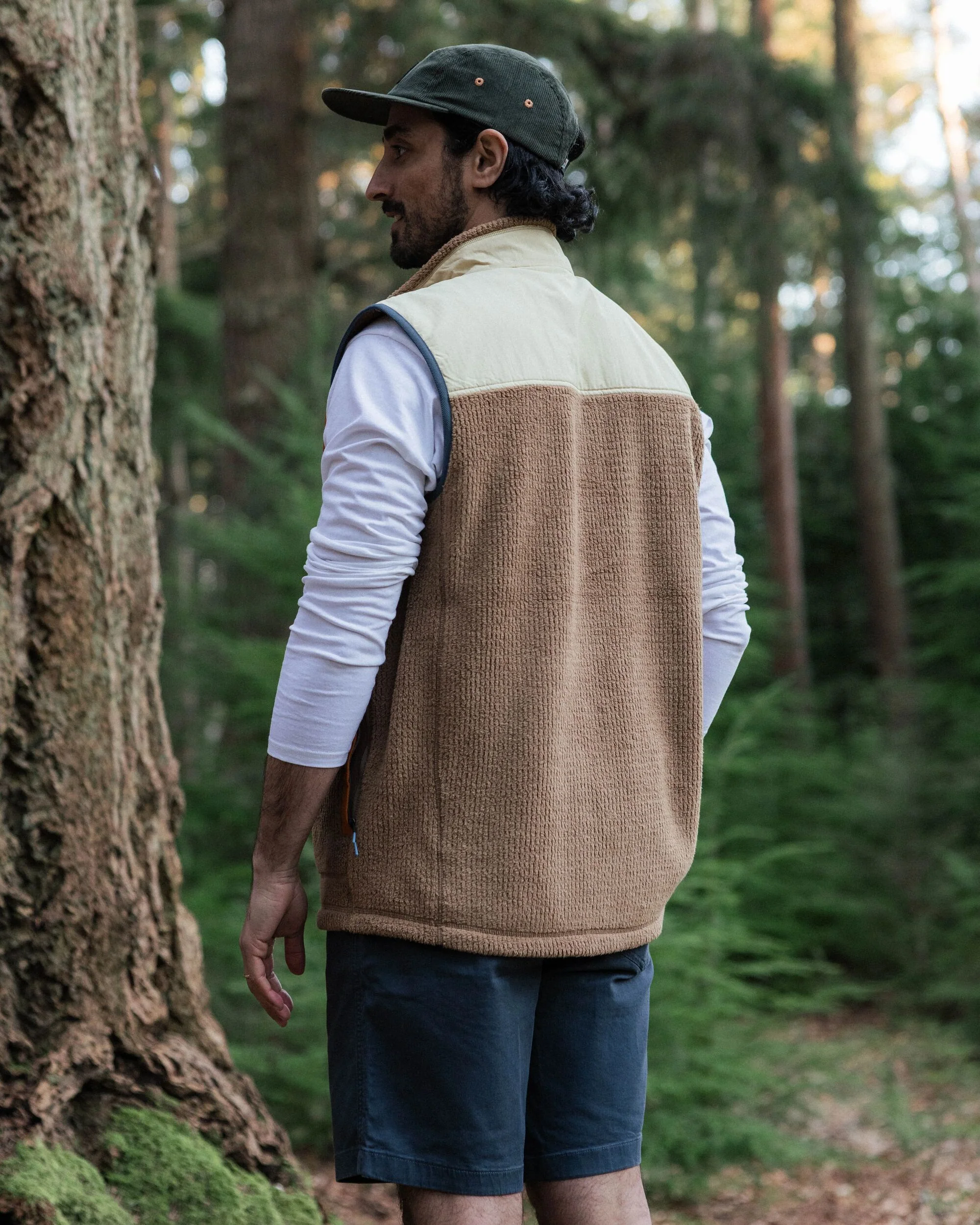 Venturescape Men's Fleece Vest - Caramel/Desert - Image 4
