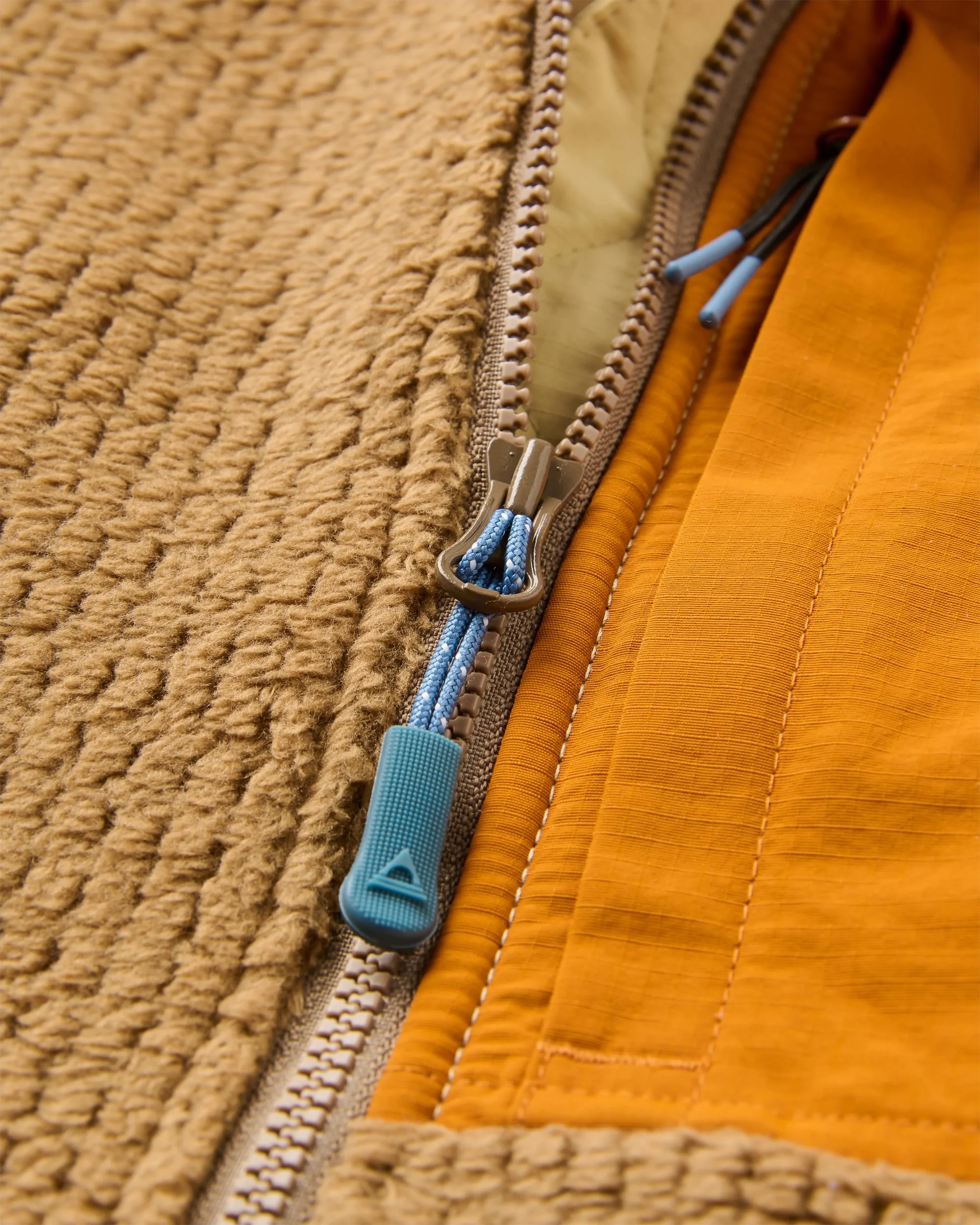 Venturescape Men's Fleece Vest - Caramel/Desert - Image 9