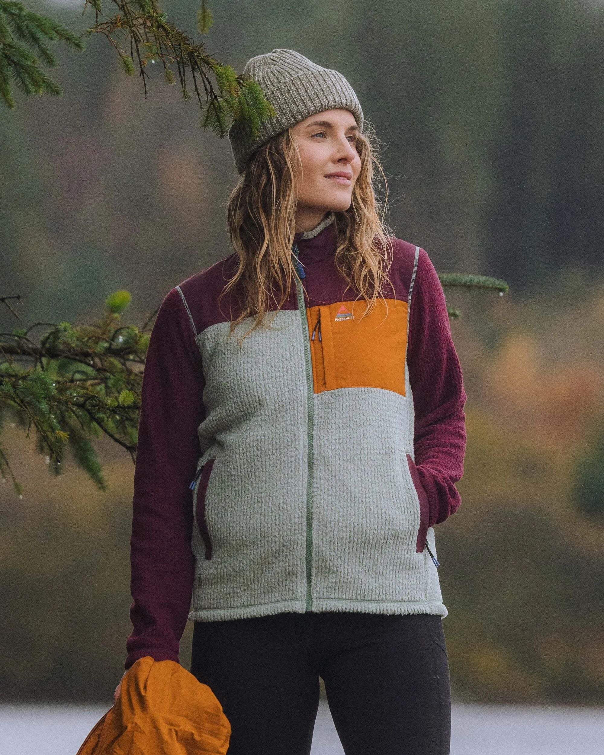 Venturescape Women's Fleece - Fig/Pistachio
