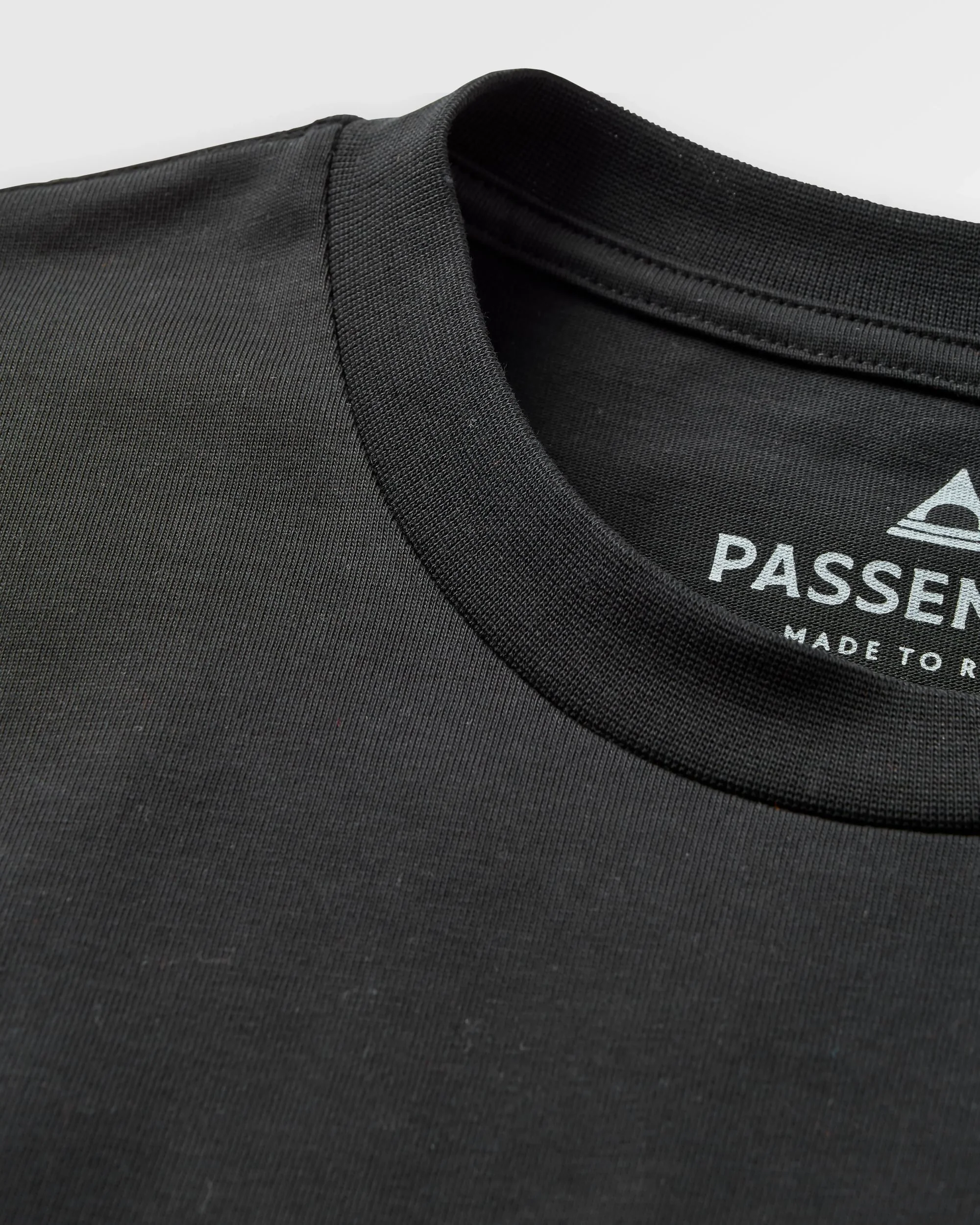 Vita Relaxed Fit T-Shirt - Black - Image 7