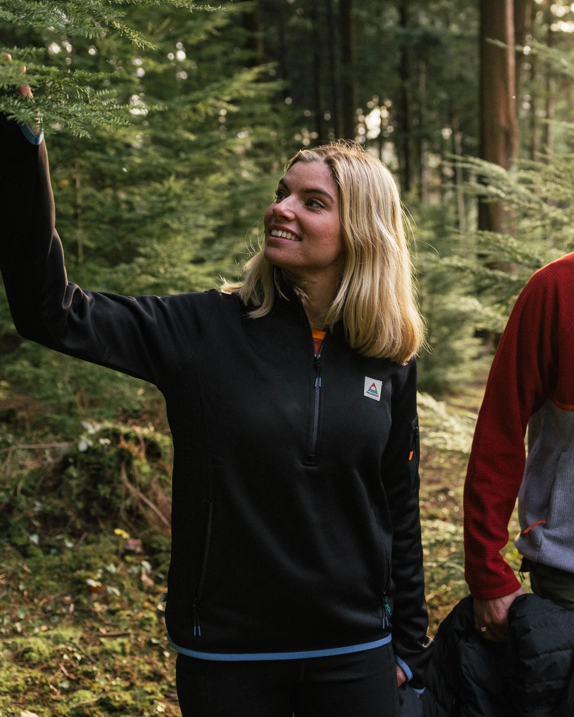 Wintergreen Polartec® Fleece Pullover - Black - Image 5